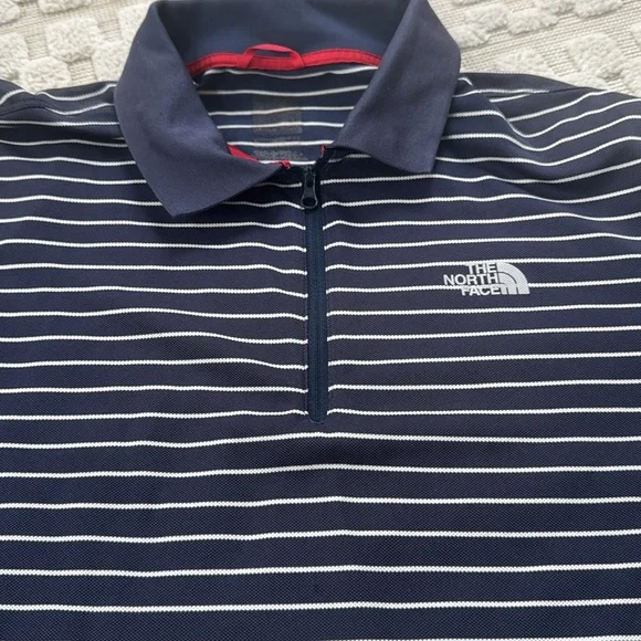 Men’s Northface polo - Picture 2 of 2